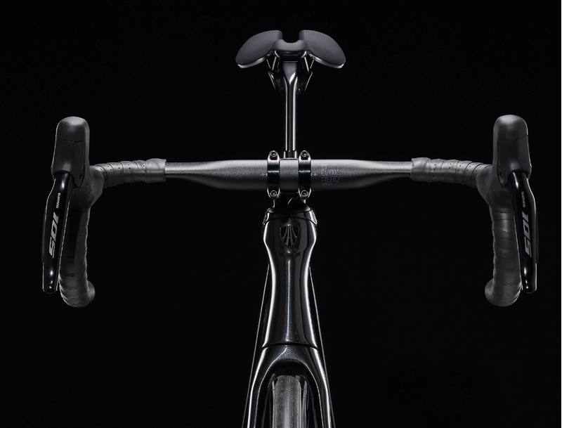 Trek Madone SL 6 Disc 105 Di2 Road Bike 2023 in Black-4